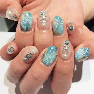 ネイル nail salon  aloalo所属・Nailist Ayaのネイルデザイン