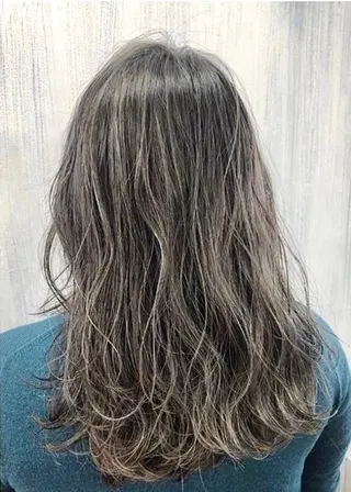 セミロング 🌼たけや みのり🌿のヘアスタイル