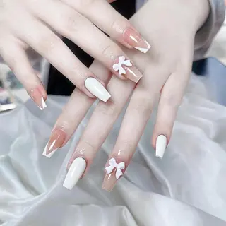 ネイル Hi Beauty 渋谷(ネイル、ハイパーナイフ6、脂肪れいきゃく、マッサージ&エステサロン)所属・Hi beauty 渋谷のネイルデザイン