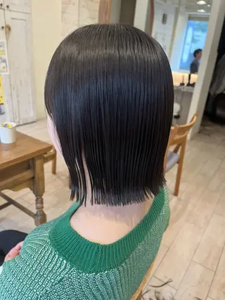 ミディアム 勝野 優佳のヘアスタイル