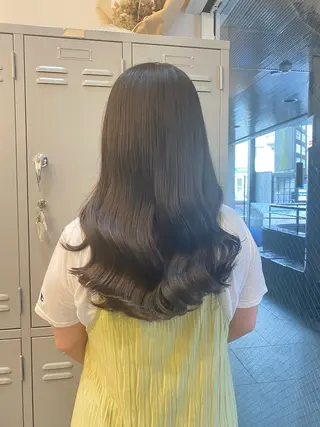 セミロング カラー 🌷愛されヘア🌷 伊藤　万裕のヘアスタイル