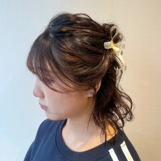 ミディアム ヘアアレンジ アレンジ/縮毛矯正 🌻あやみん🌻の眉毛・アイブロウイメージ