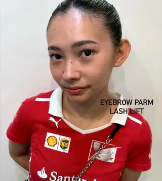 マツエク・マツパ GO TODAY SHIAR SALON所属・🆕似合わせデザイン Nagisa 西梅田のマツエク・マツパデザイン