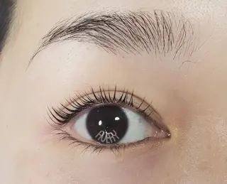 マツエク・マツパ Eyelash salon AVERY所属・四条烏丸  AVERYのマツエク・マツパデザイン