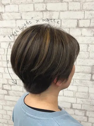 ショート カラー Neoest Log ＋ bell所属・荒川 鈴菜のヘアスタイル