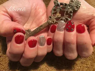 ネイル liberté (リベルテ)のネイルデザイン