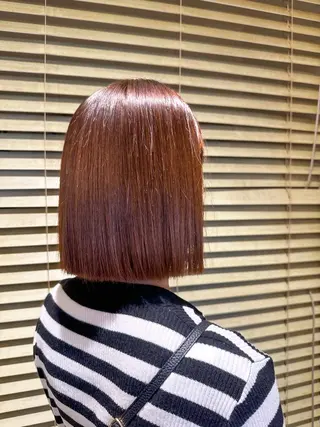 ショート 岡本 葵のヘアスタイル