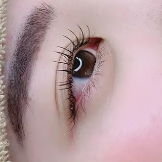 マツエク・マツパ Attra ほのかの眉毛・アイブロウイメージ