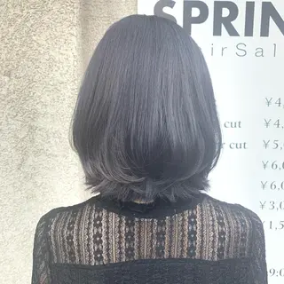 ミディアム カラー ヘアアレンジ yuka .のヘアスタイル