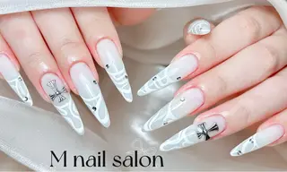 ネイル M🌷nail 長さだし専門店のネイルデザイン