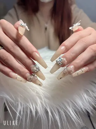 ネイル T. Leeのネイルデザイン