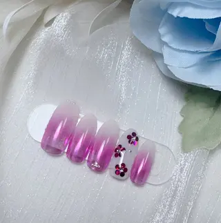 ネイル 立川 紋歌のネイルデザイン