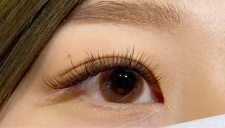 マツエク・マツパ Carat Eyelash&Eyebrow 市川店所属・時田 友美のマツエク・マツパデザイン