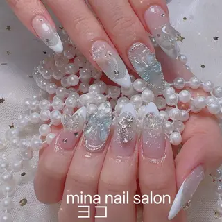 ネイル queensnail 🧸mikiのネイルデザイン