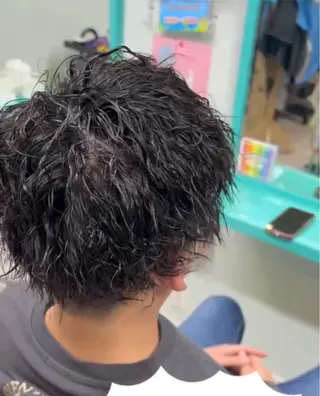 パーマ メンズ ビューティサロン 月麗(ルナ)のヘアスタイル