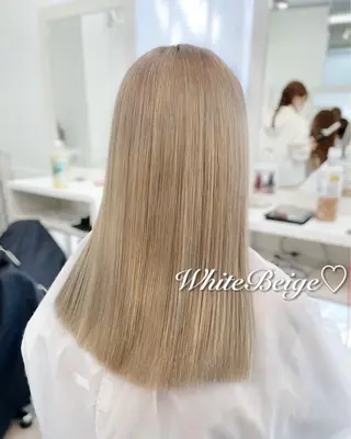 セミロング カラー 韓国ヘア🤍髪質改善 🇰🇷AKANEのヘアスタイル