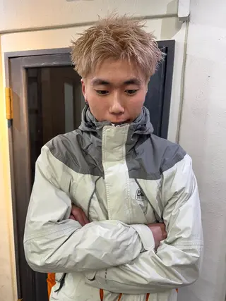 ショート 高松大輝/ハイトーン /カットモデルのヘアスタイル