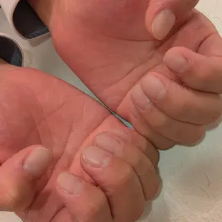 ネイル ジェヌインネイル 河内のネイルデザイン