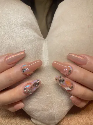 ネイル ECLAT エクラ所属・寺山 千鶴のネイルデザイン