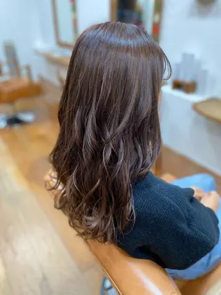 ロング カラー ヘアアレンジ 安澤 彩奈のヘアスタイル