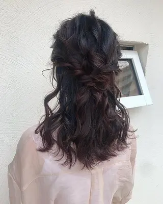 セミロング ヘアアレンジ 林 瑠夏のヘアスタイル