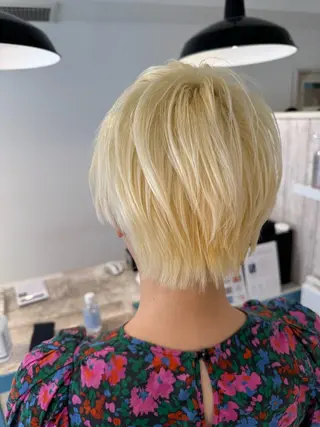 ショート 髪質改善 スペシャリストのヘアスタイル