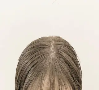 ミディアム ブリーチソムリエ認定 梅田茶屋町Eir辻のヘアスタイル