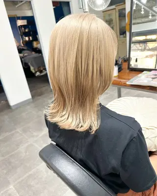 ミディアム 篠崎 佑季のヘアスタイル