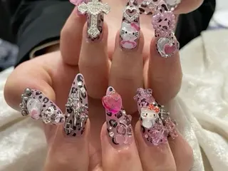 ネイル 高橋 真央のネイルデザイン