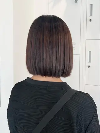 ショート 黒阪 なみのヘアスタイル