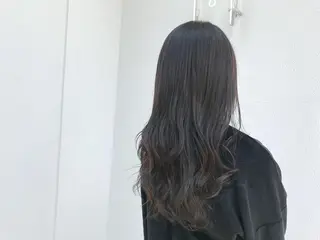 ロング カラー ヘアアレンジ moi-meme.soe所属・タナカ リナのヘアスタイル