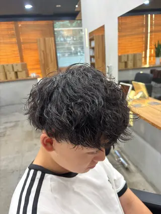 パーマ メンズ mono / Manatoのヘアスタイル