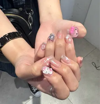 ネイル 🎀韓国レイヤー特化 🎀ベージュ/ミクのヘアスタイル