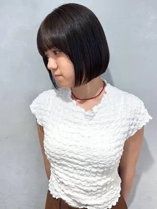 ショート カラー 地毛風ストレート ミニボブ🌷江梨🍎のヘアスタイル