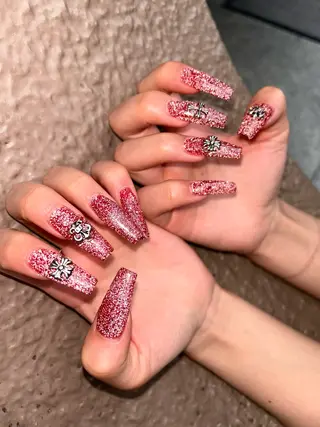 ネイル ✴︎ Delightのネイルデザイン