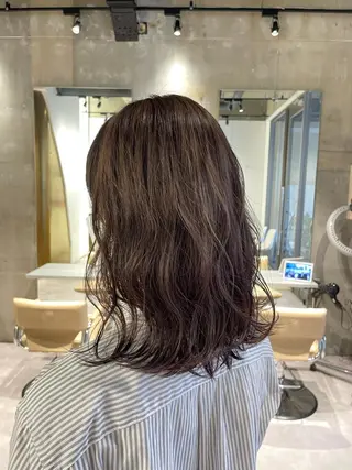 ミディアム カラー パーマ 海外レイヤー 🇺🇸/ヒナコのヘアスタイル