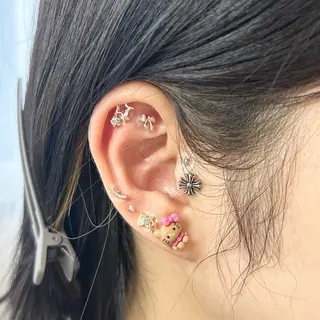 🐝TOMO🎀ིྀ 【パラジェル取扱店】のネイルデザイン