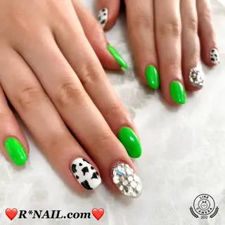 ネイル R*NAIL .comのネイルデザイン