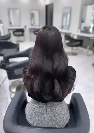 セミロング カラー ヘアアレンジ Ella所属・nana【艶髪】/ レイヤー/縮毛矯正のヘアスタイル