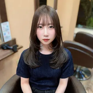 セミロング ブリーチ🩵レイヤー Maho🐻‍❄️のヘアスタイル