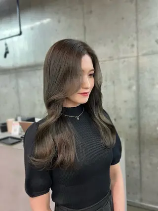ロング カラー 透明感カラー ✨ 韓国艶髪💗菅原のヘアスタイル