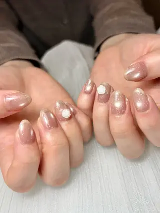 ネイル mofie🤍ユミ/ 恵比寿/パラジェルのネイルデザイン