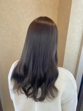 カラー 小林 亜紀のヘアスタイル
