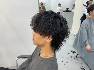 パーマ メンズ メンズサロンww by fifth西梅田店所属・外屋敷 航のヘアスタイル