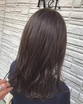 セミロング カラー 暖色カラー🍊 ボブ🌿顔周りcutのヘアスタイル