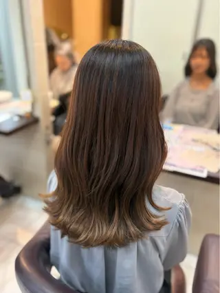 ロング 🎀透明感カラー 🐈ナズナのヘアスタイル