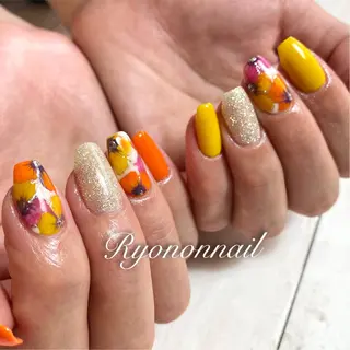 ネイル Ryononnail(リョノンネイル)所属・Ryononnail 上谷典子のネイルデザイン