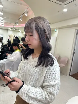 ロング ️🫧 AINE 🫧ハイトーンカラーのヘアスタイル