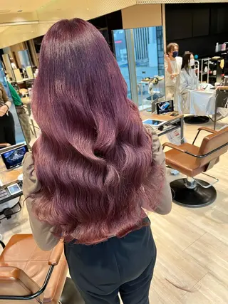 セミロング カラー 顔まわりの神様✨ 透明感カラー藤嶋秀幸のヘアスタイル