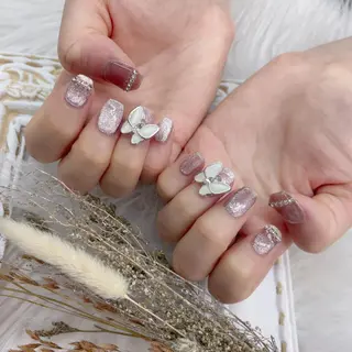 ネイル 🦋ネイルサロン ブラン🌈ゆりのネイルデザイン